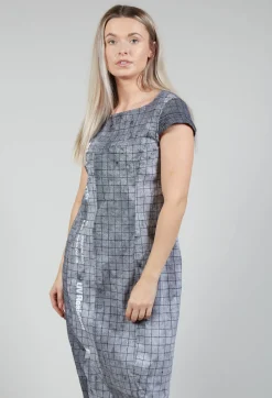 Capped Sleeve Slim Fit Dress in Placed Black Print