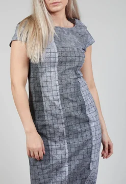 Capped Sleeve Slim Fit Dress in Black Print