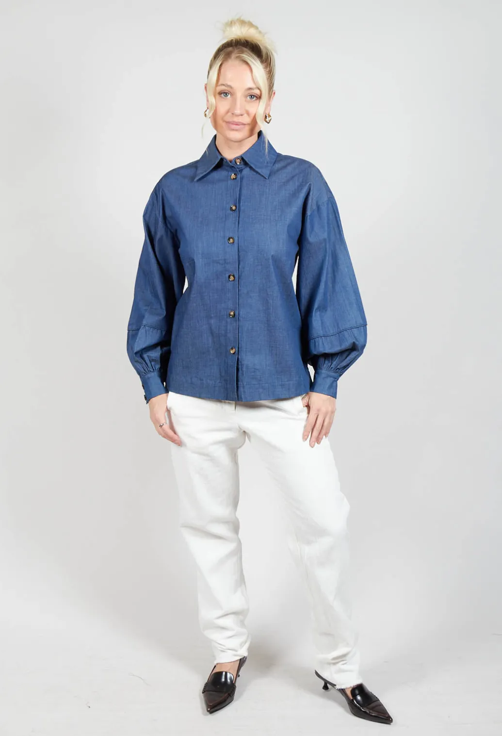 Cassandria Blouse in Chambray Blue