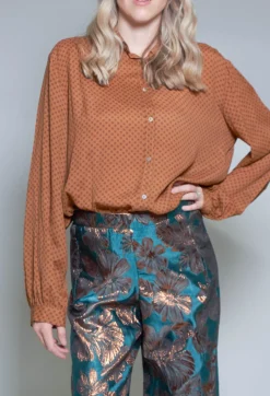 Casual Shirt in Brown