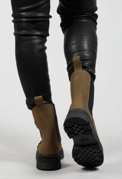 Chelsea Boots in Lizard Green