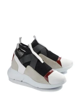 Chunky Mesh Trainers in Nero / Bianco / Argento