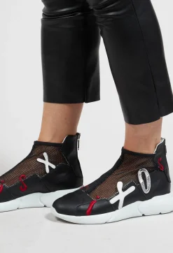 Chunky Slip On Trainers in Bianco / Sabbia / Melograno / Nero