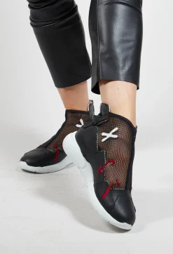 Chunky Slip On Trainers in Bianco / Sabbia / Melograno / Nero