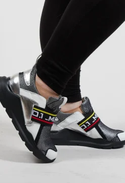 Chunky Trainers in Pamlos White / Ortoclasio Black