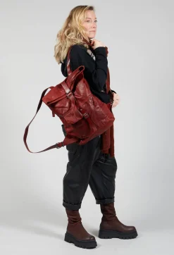 City Backpack in Waxy Cinnamon