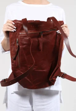 City Backpack in Waxy Cinnamon