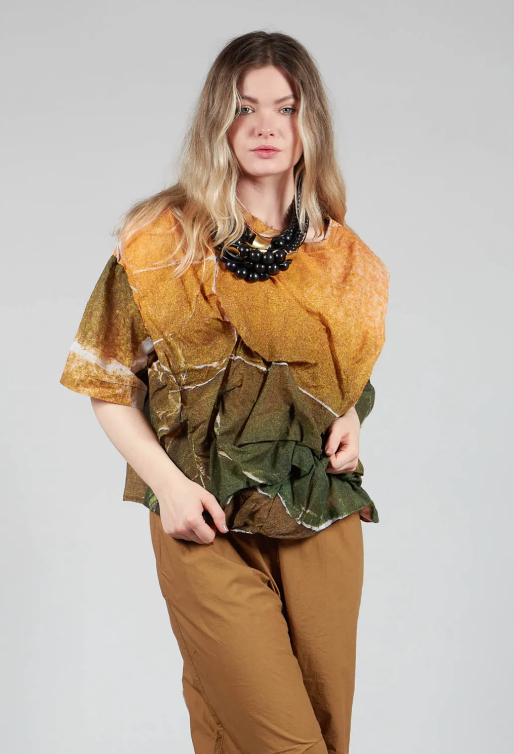 Ciudad Top in Avocado Green Banner