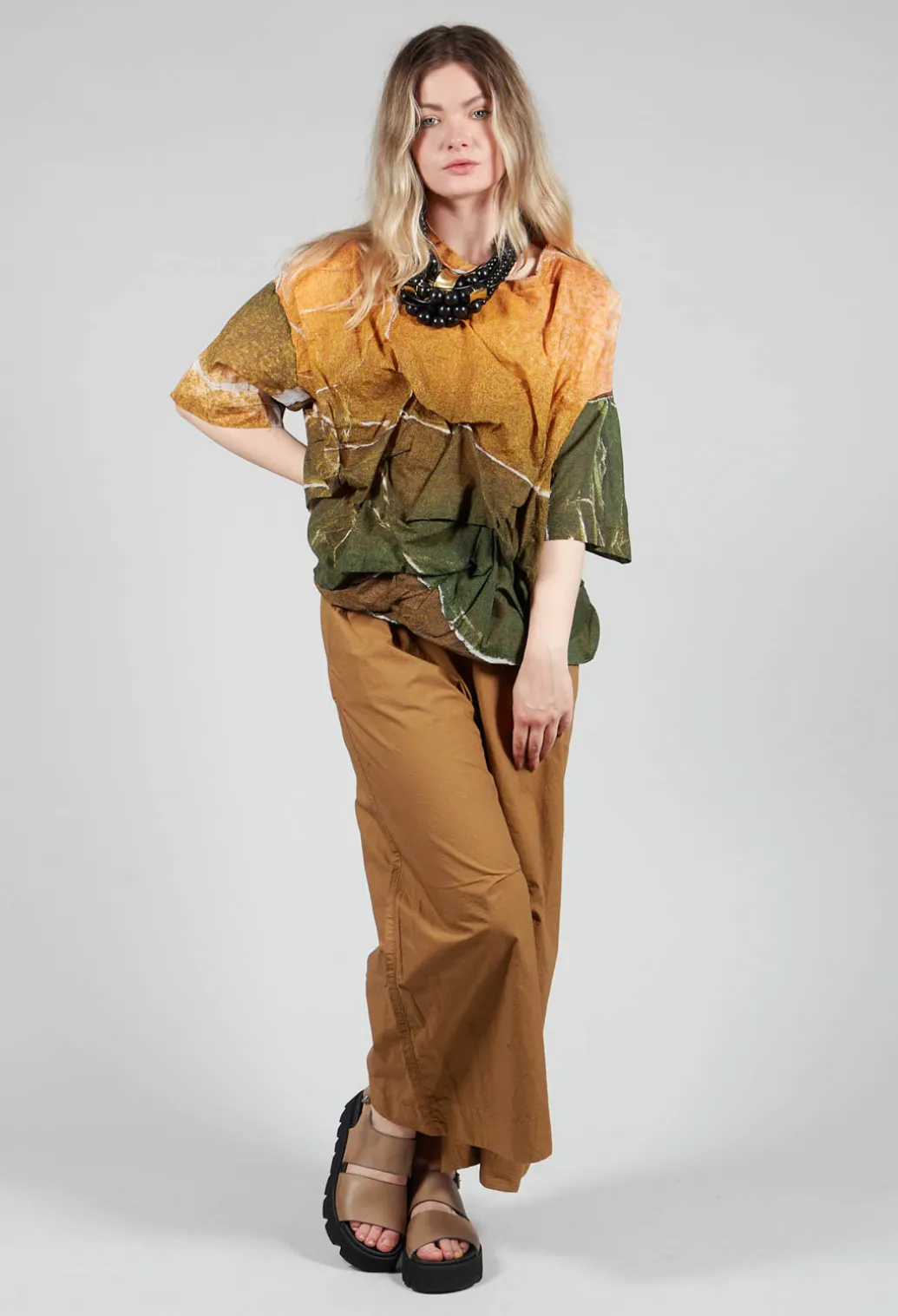 Ciudad Top in Avocado Green Banner
