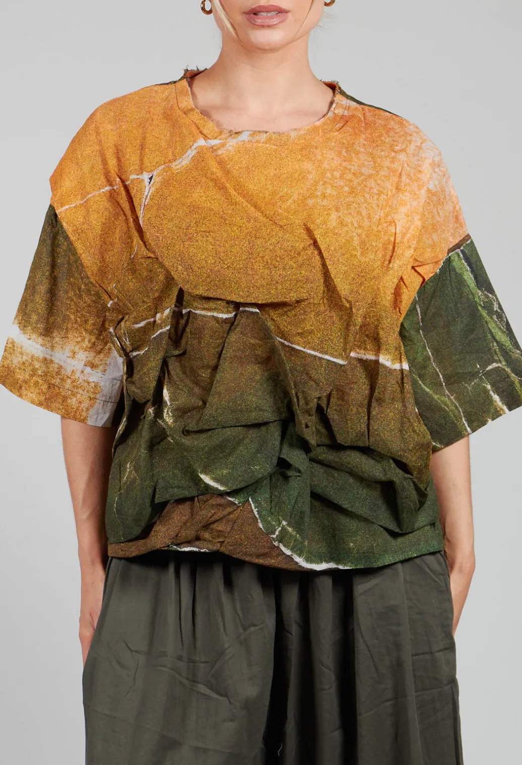 Ciudad Top in Avocado Green Banner