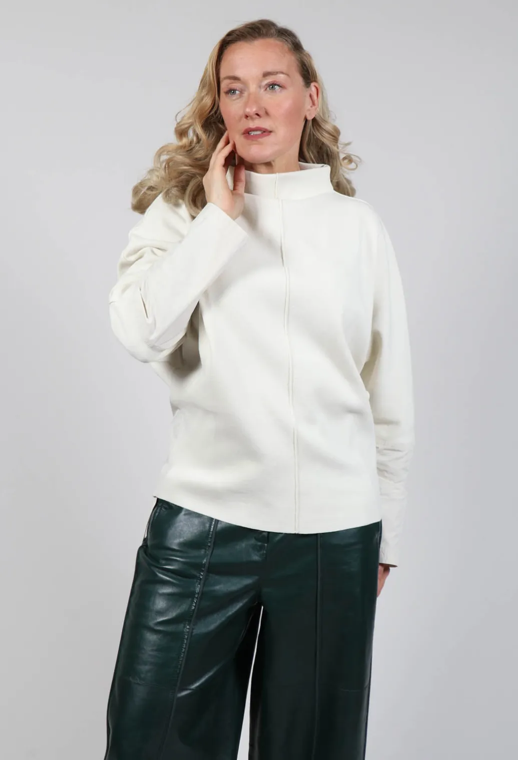Clair Jumper in Dune