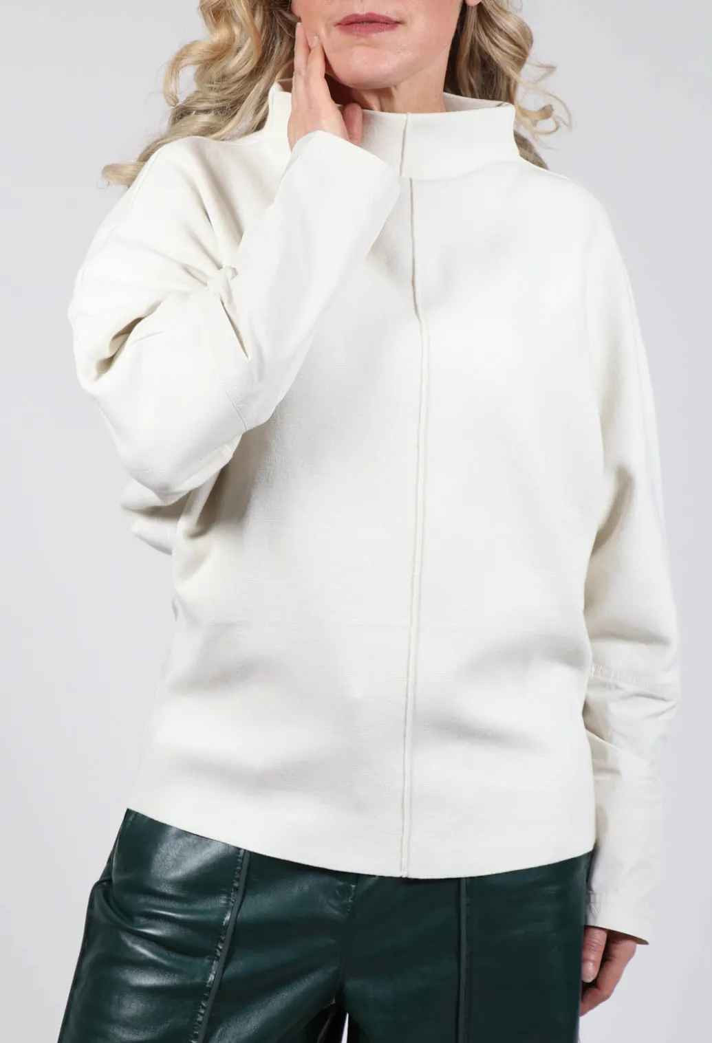 Clair Jumper in Dune