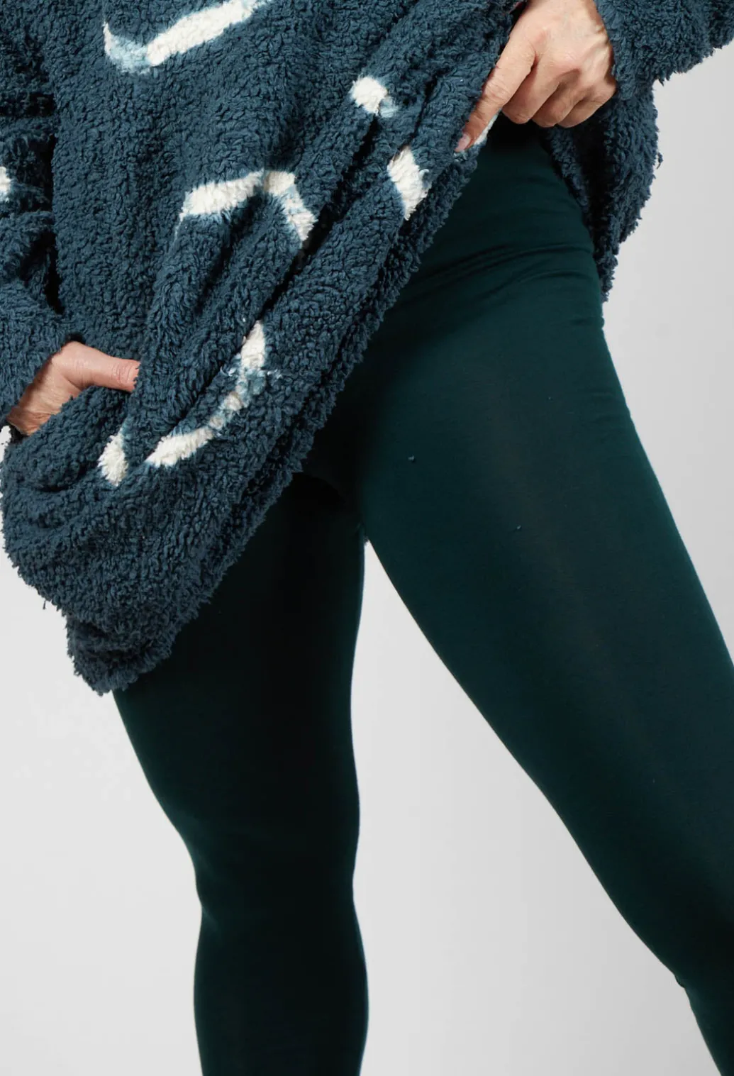 Clan Leggings in Fidel