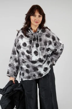 Clap Blouse in Black and White