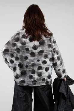 Clap Blouse in Black and White