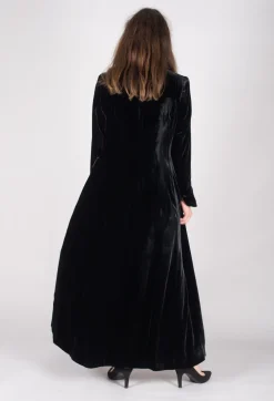 Classic Coat in Black