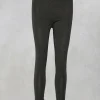 Comfort Fit Leggings in Grey