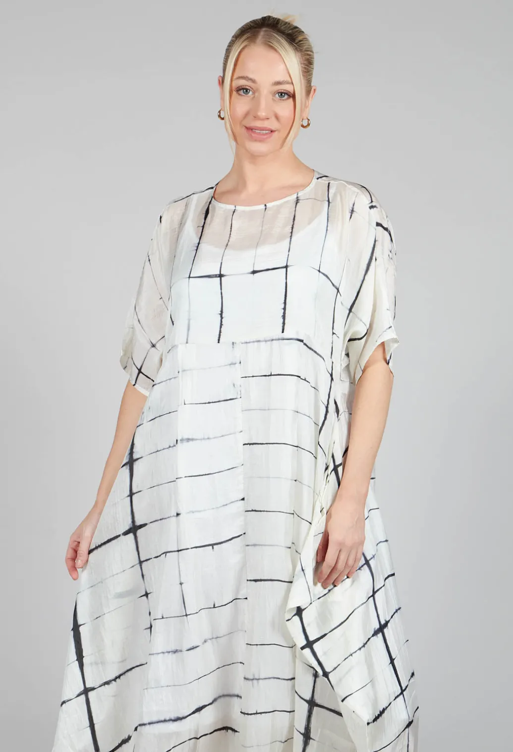 Consuelo Dress in Black and White