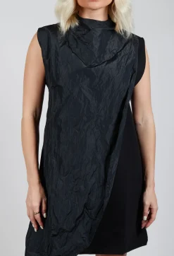 Contrasting Fabric Dress in Black