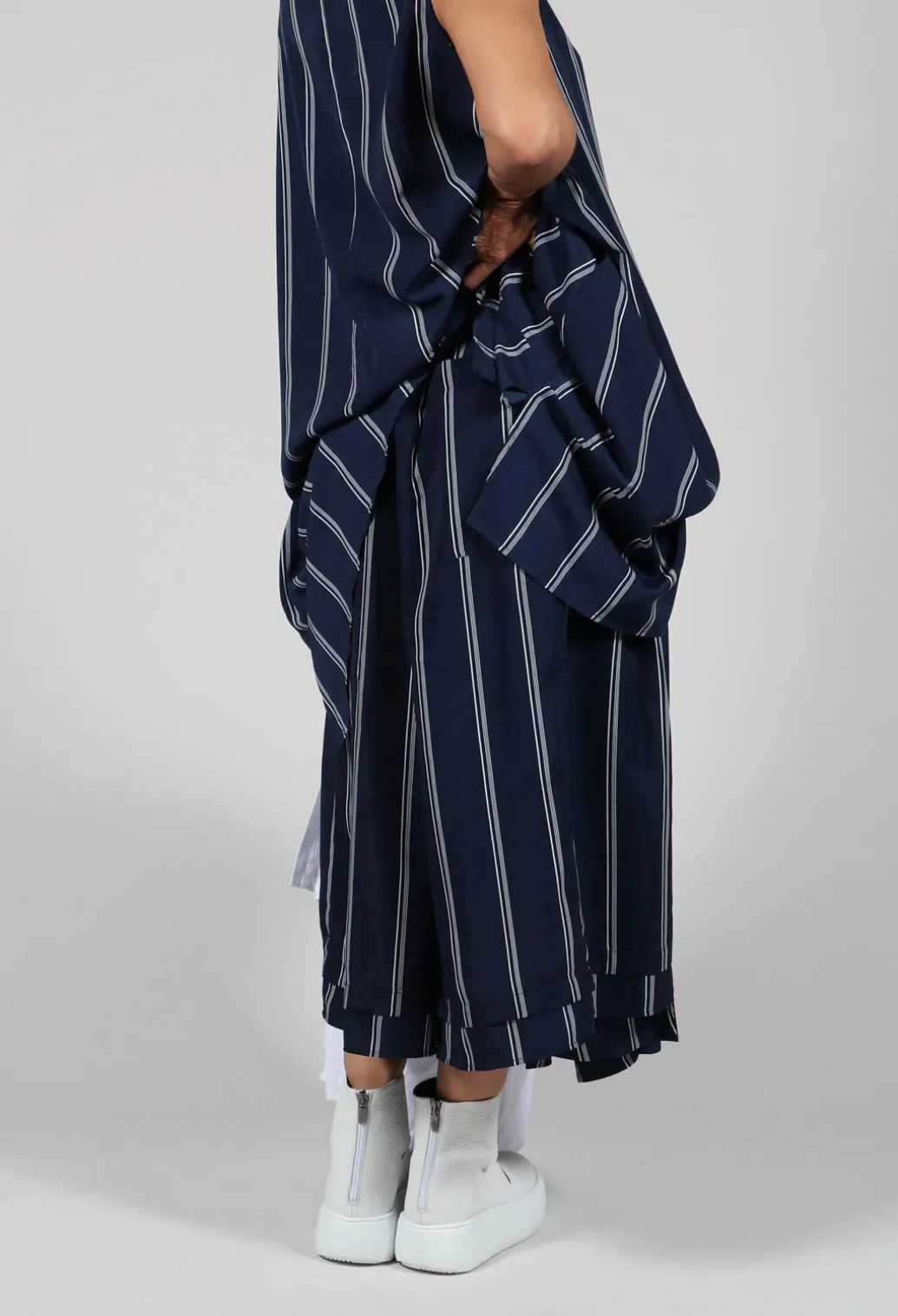 Contrasting Stripe Trousers in Navy