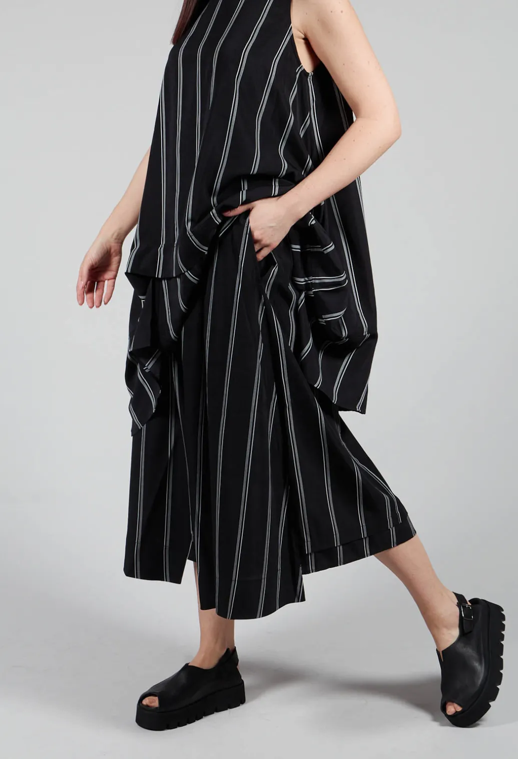 Contrasting Stripe Trousers in Black