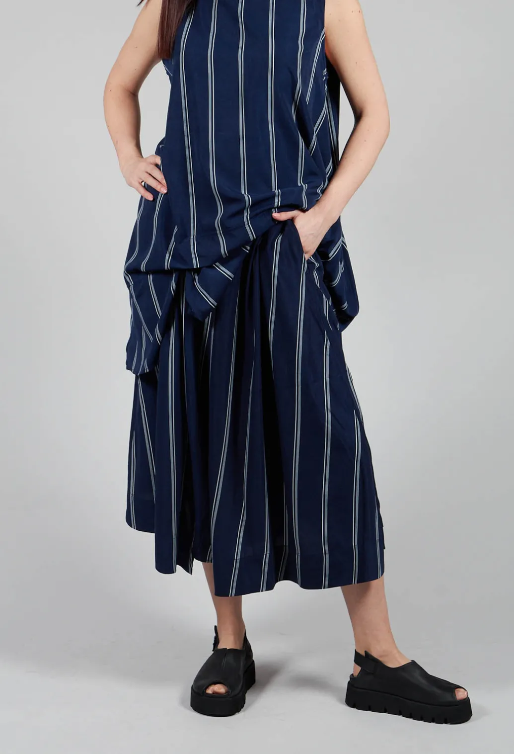 Contrasting Stripe Trousers in Navy