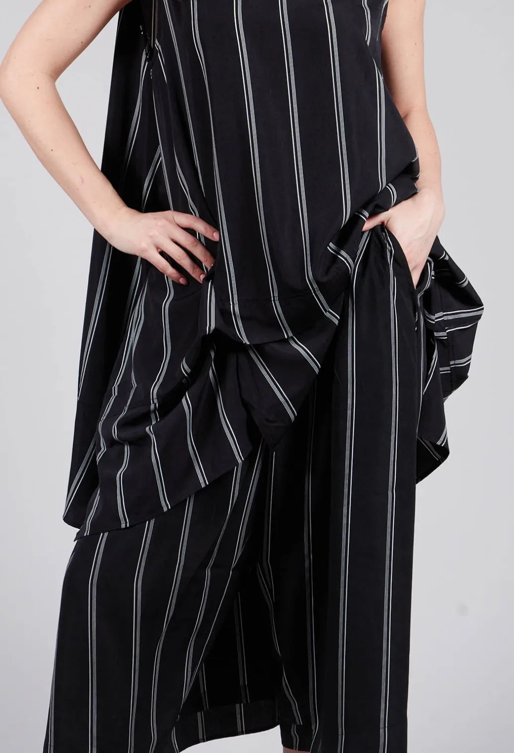 Contrasting Stripe Trousers in Black