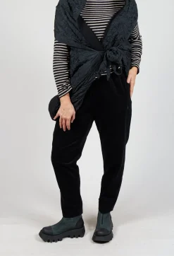 Cook V Trousers in Nero