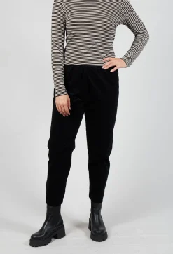 Cook V Trousers in Nero