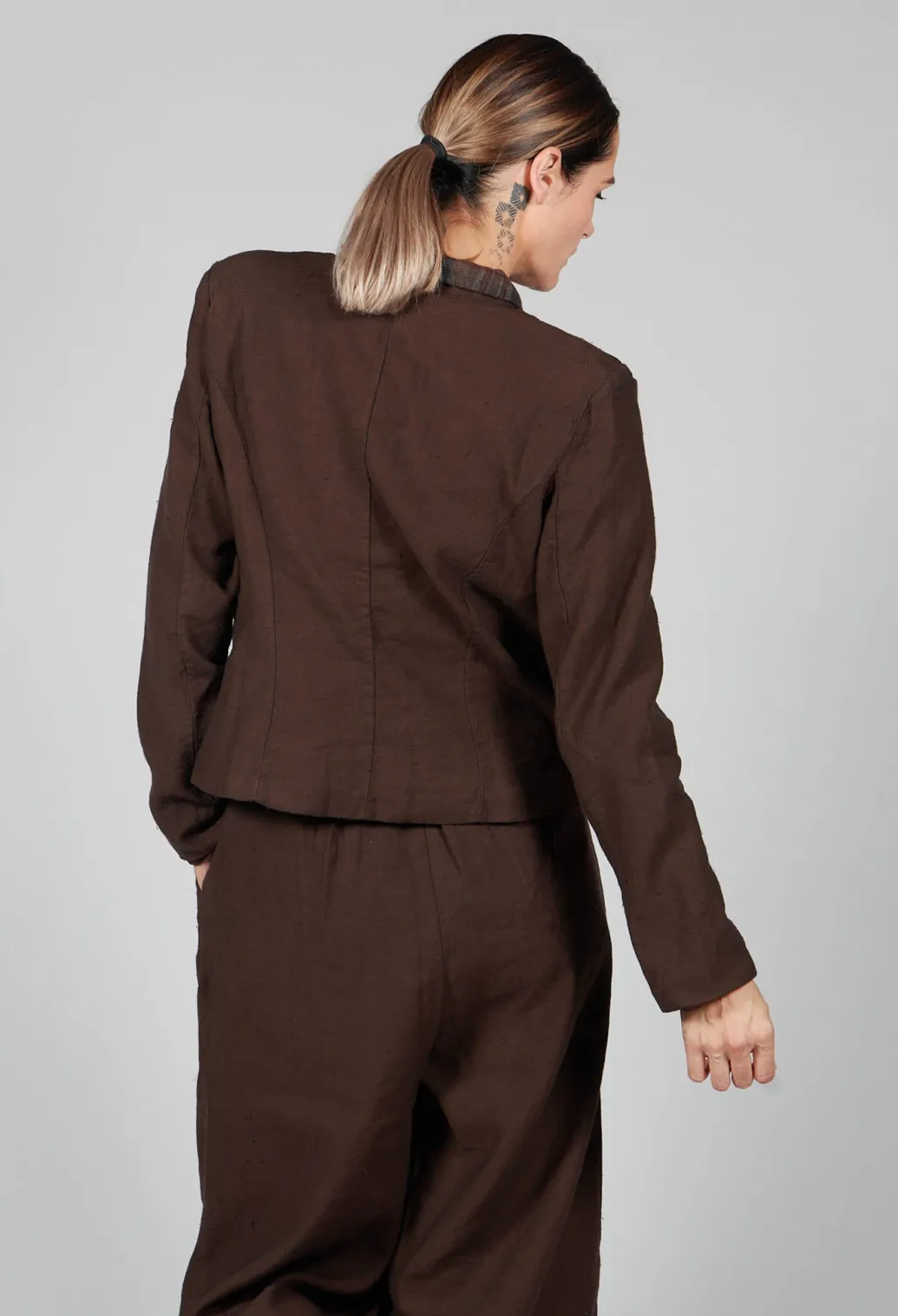Cotton Linen Blend Cropped Jacket in Espresso