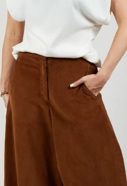 Cotton Trousers in Brown