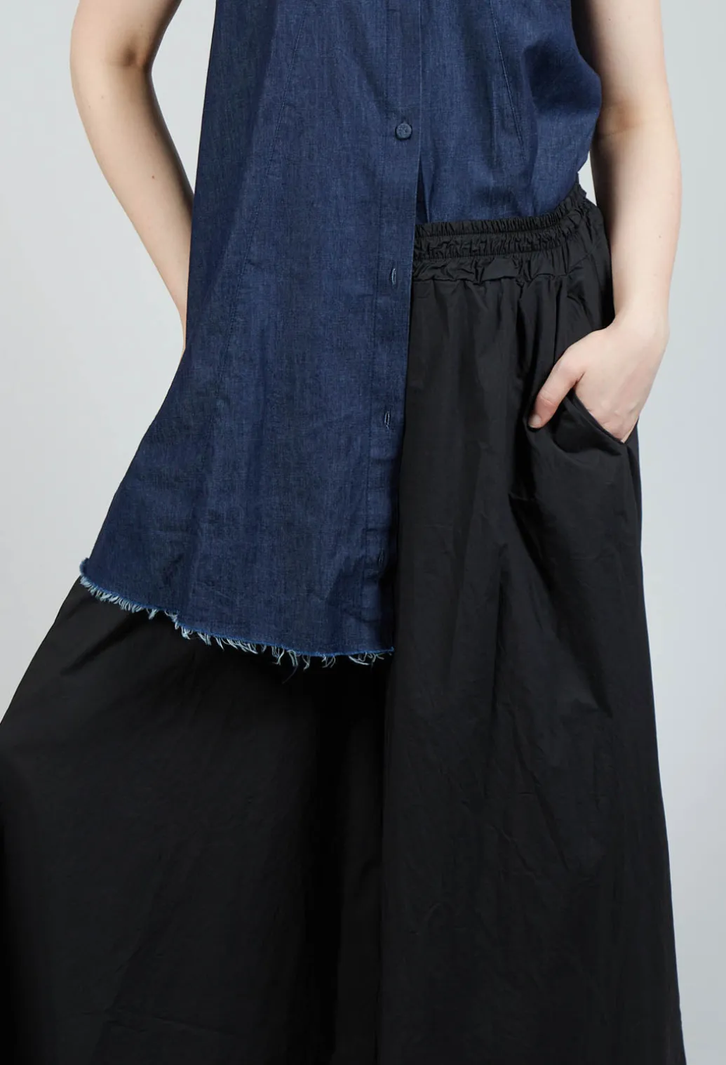 Cotton Wide Leg Trousers in Nero