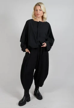 Crepe Texture Trousers in Black
