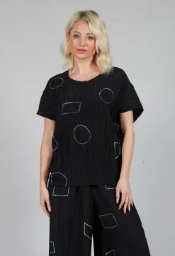 Crinkle Geometric Top in Black