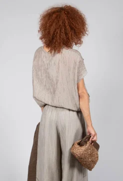 Crinkle Geometric Top in Euca