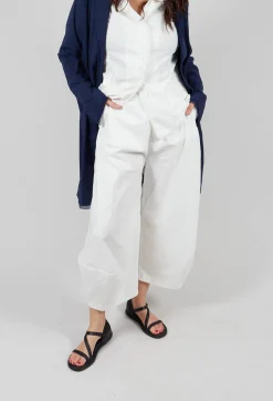 Cropped Balloon Trousers in Offwhite