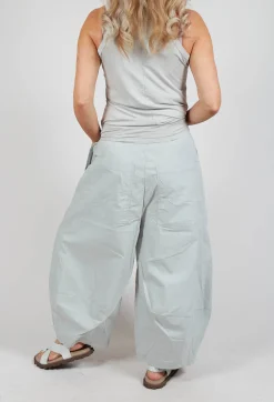 Cropped Balloon Trousers in Grey