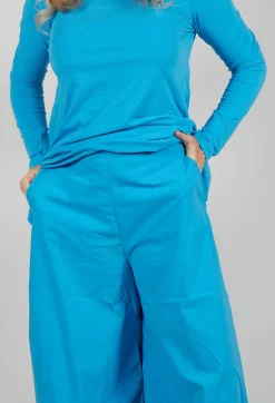 Cropped Balloon Trousers in Malibu