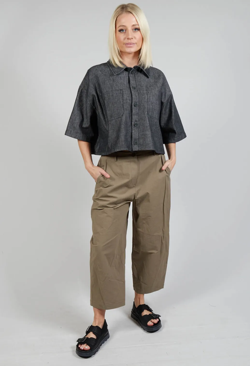 Cropped Denim Shirt in Dark Blue