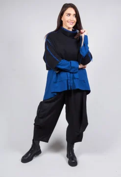 Cropped Jumper with Contrast Stitching in Black