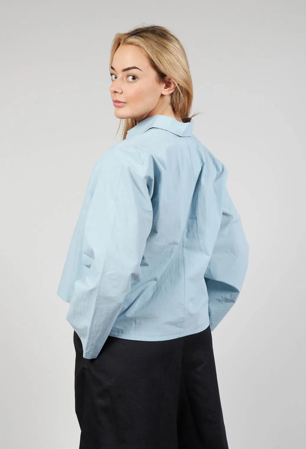 Cropped Patch Pocket Shirt in Blue