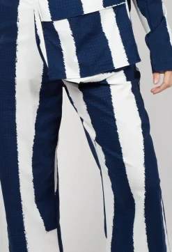 Cropped Pull On Trousers in Navy Print