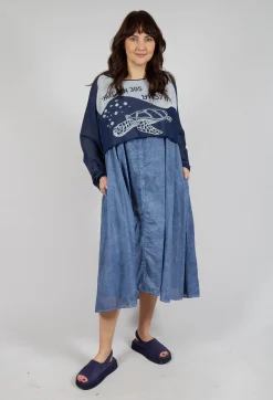 Cropped Pullover with High Low Hem in Navy Jacquard