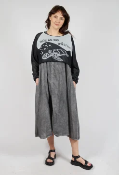 Cropped Pullover with High Low Hem in Black Jacquard
