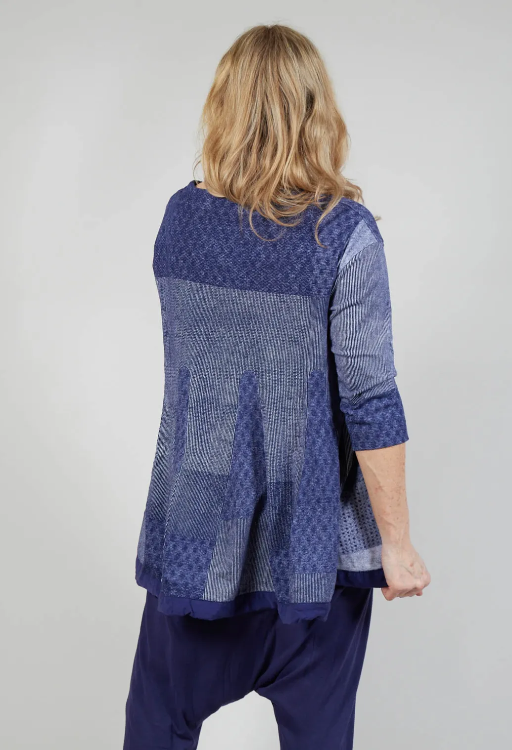 Cropped Sleeve Top with Drawstring Hem in Azur Print