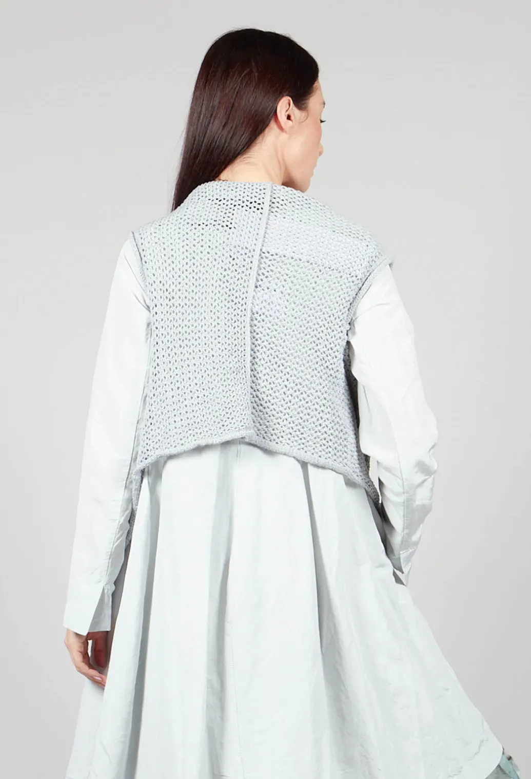 Cropped Sleeveless Jumper in Ice