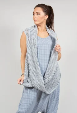 Cropped Sleeveless Jumper in Ice