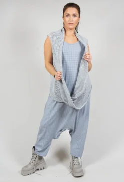 Cropped Sleeveless Jumper in Ice