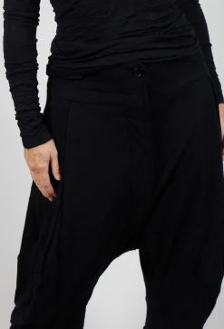 Cropped Trousers in Black Black