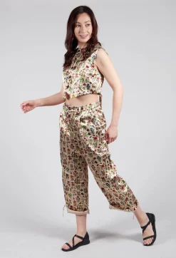 Cropped Trousers in Petite Fleurs